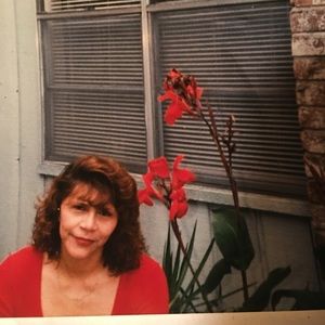 Meet your Posher, Aurora